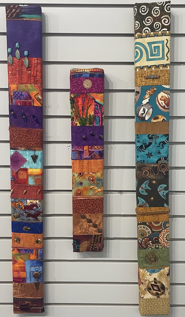 Totem Pattern Print Quilt